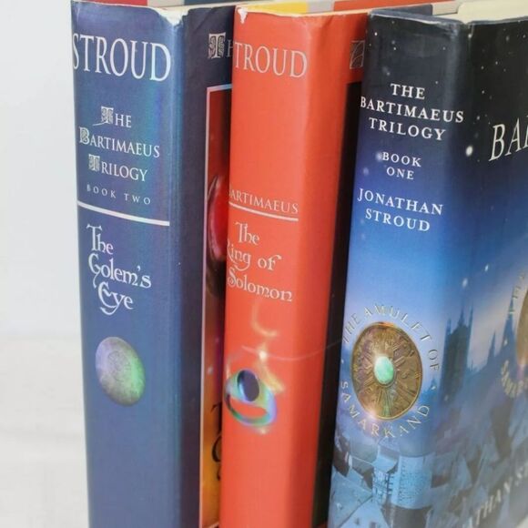 COMPLETE SERIES The Bartimaeus Trilogy JONATHAN STROUD Amulet Golems Eye HB LOT. - Picture 3 of 6
